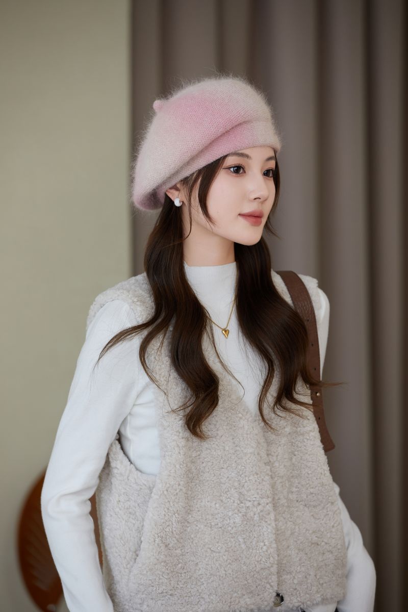 Elegant Rabbit Fur Beret in Black