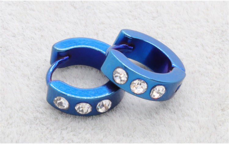 Lightweight earrings for all-day comfort