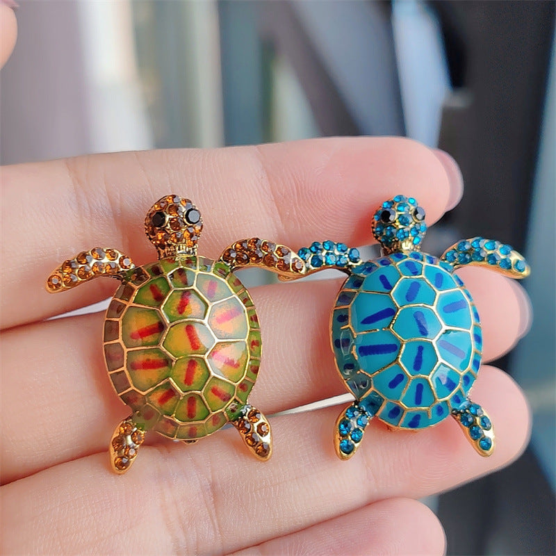 Trendy animal brooch fashion accessory image 6