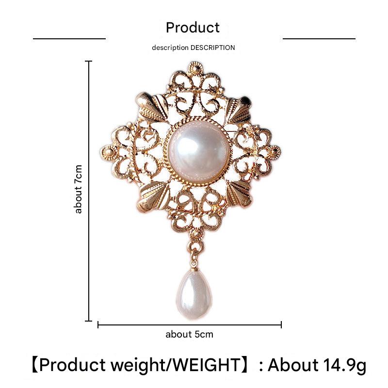 Elegant Vintage Pearl Brooch - Front View