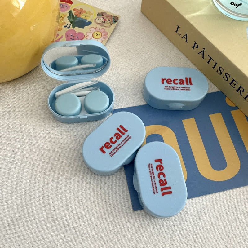 Durable plastic contact lens box for everyday use