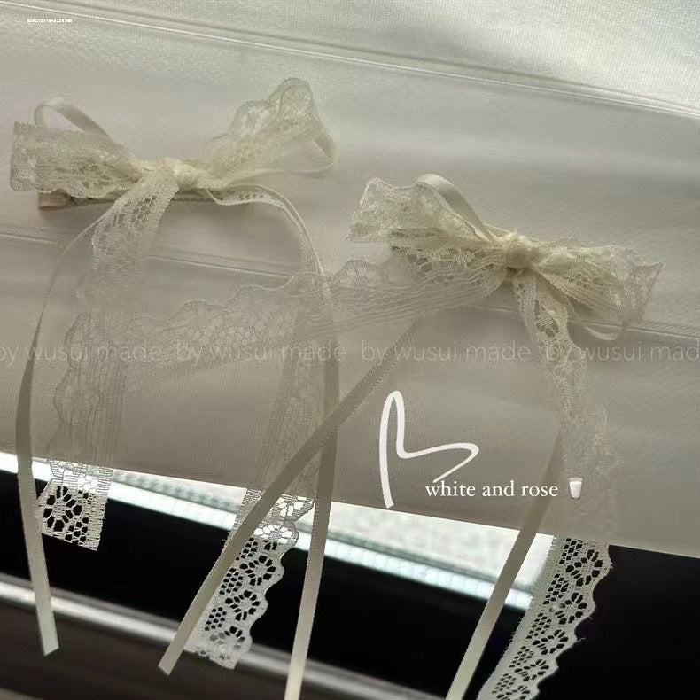 Charming bow hair clip in black