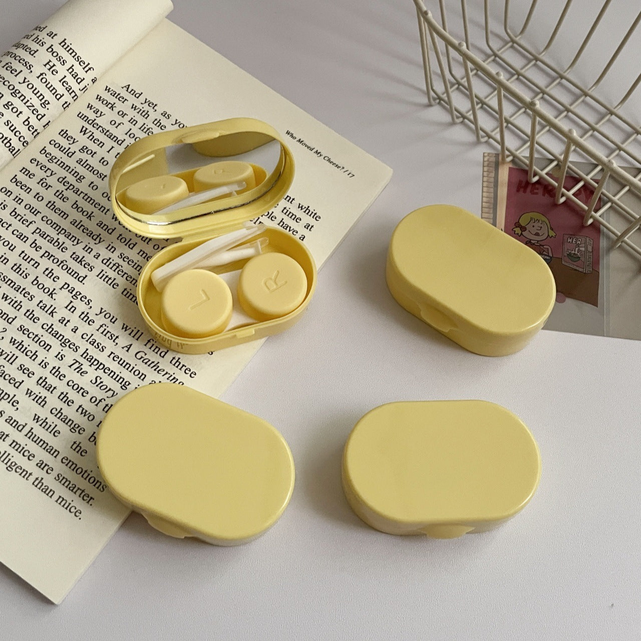 Colorful contact lens case in various designs