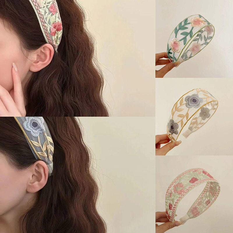 craftsmanship of the embroidered headband