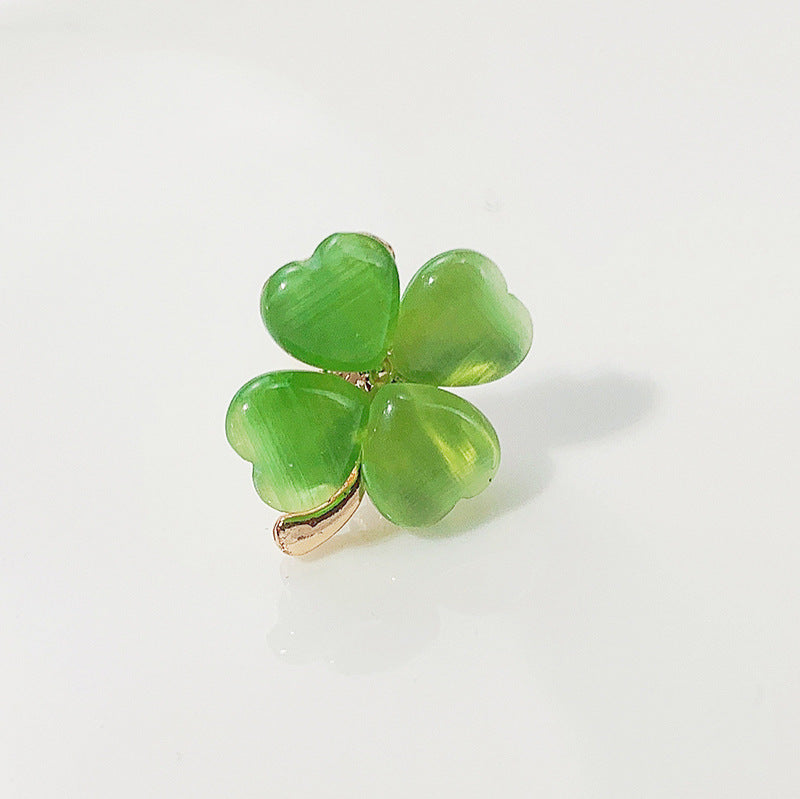 Fashionable cat eye stone brooch for women