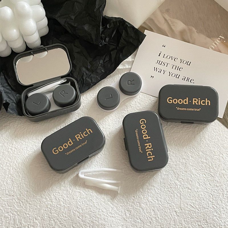 Durable plastic contact lens box for everyday use