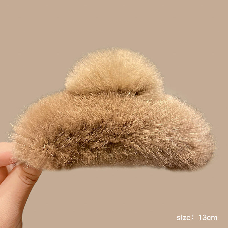 Elegant fur hair accessory for women
