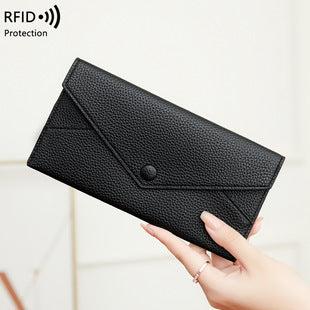 Trendy women's wallet in black