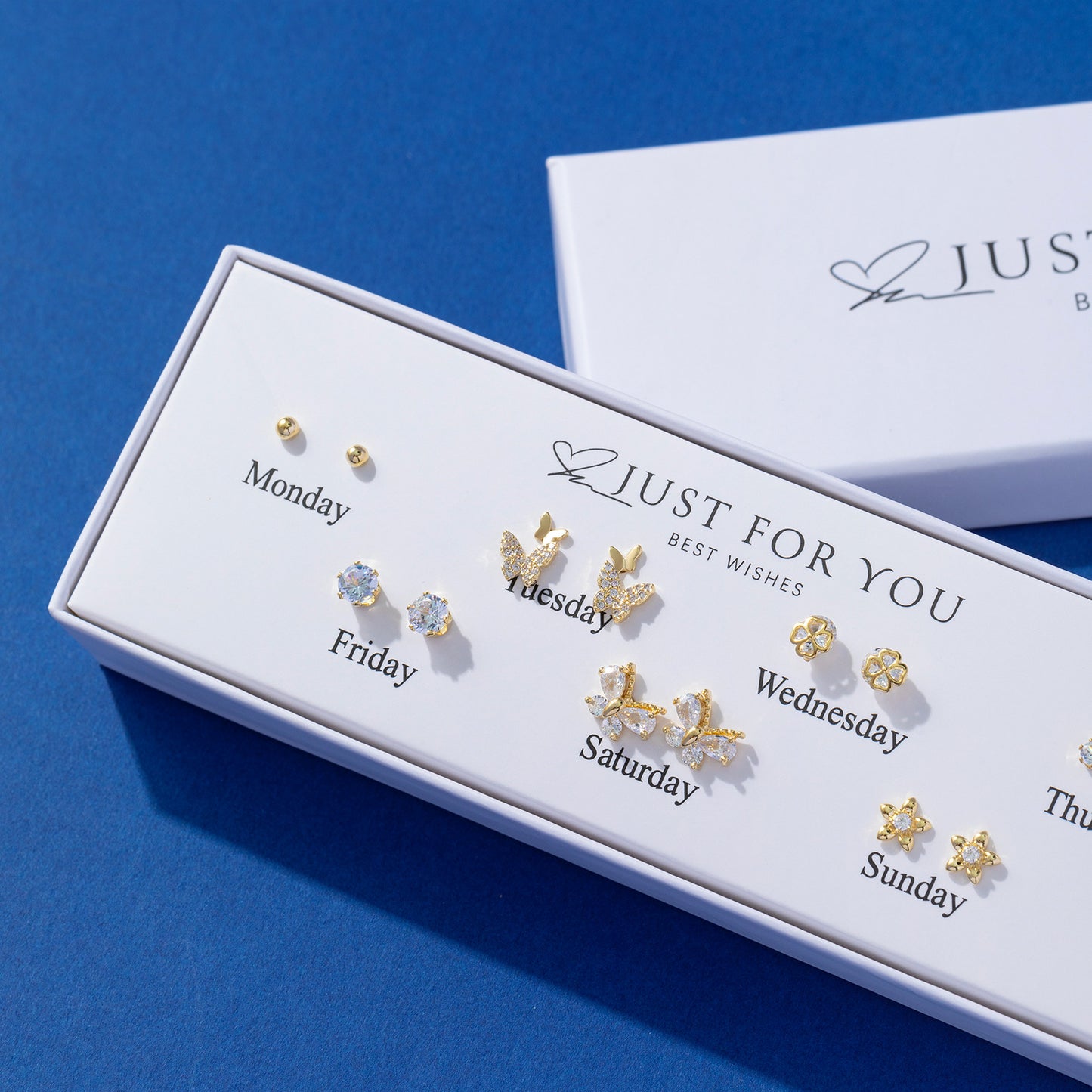 Delicate Floral Design Earrings