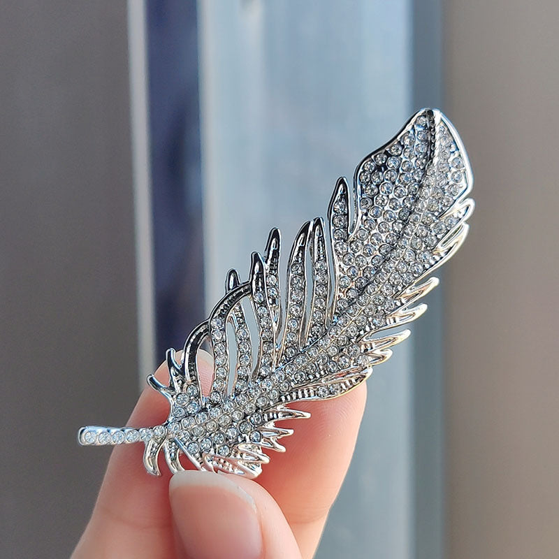 Versatile fashion jewelry brooch