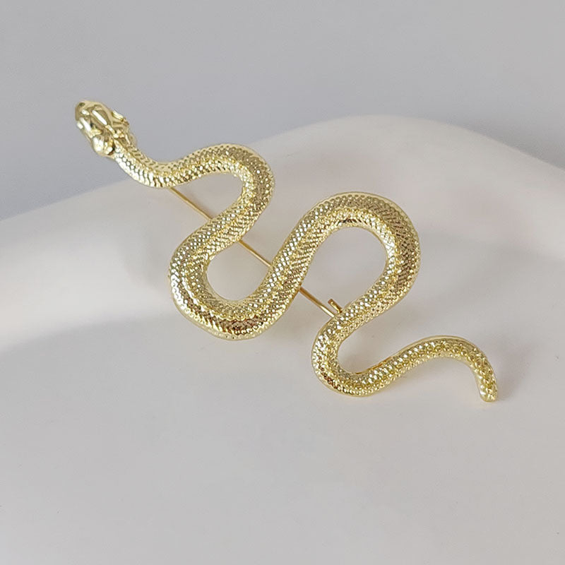 Stylish snake brooch image 1