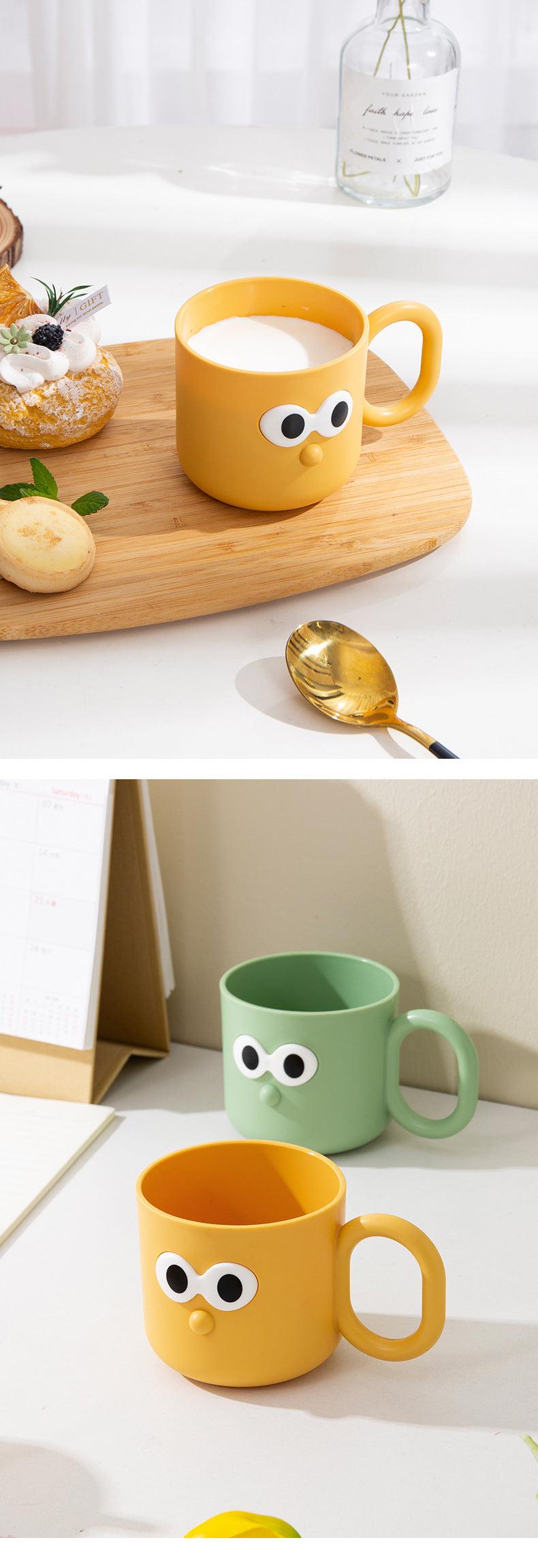 Cute Cartoon Toothbrush Cup in Green