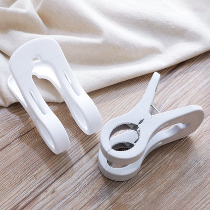 Heavy-duty clothespins for outdoor drying - Image 1