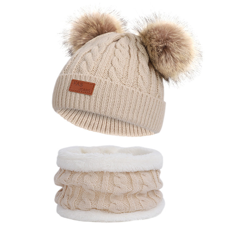 Colorful pom-pom knit hat for children