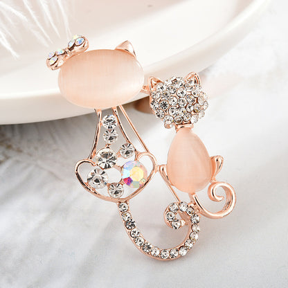 Giftable rhinestone brooch image 9