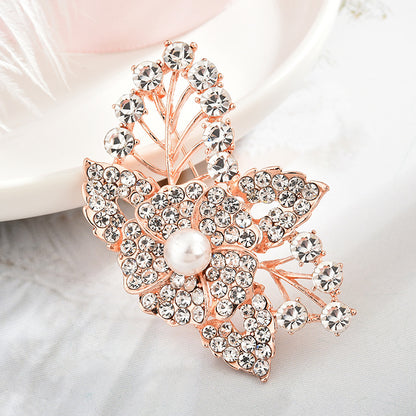 Heart-shaped brooch with colorful rhinestones image 4