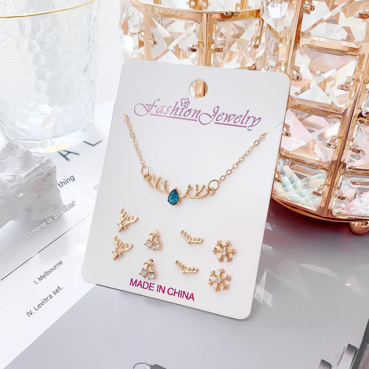 Holiday themed minimalistic earrings