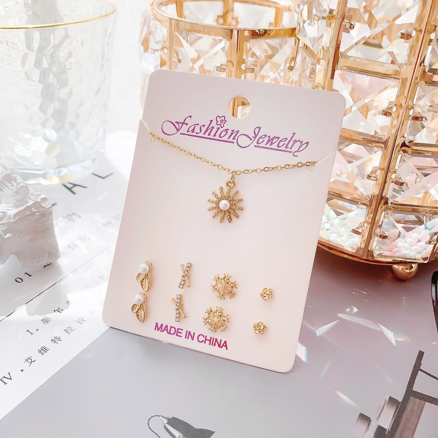 Holiday themed minimalistic earrings