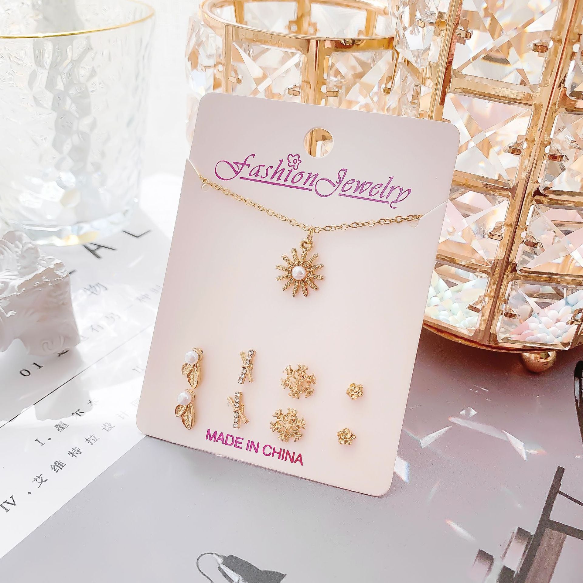 Holiday themed minimalistic earrings