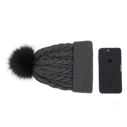 Knit beanie hat red with pom pom