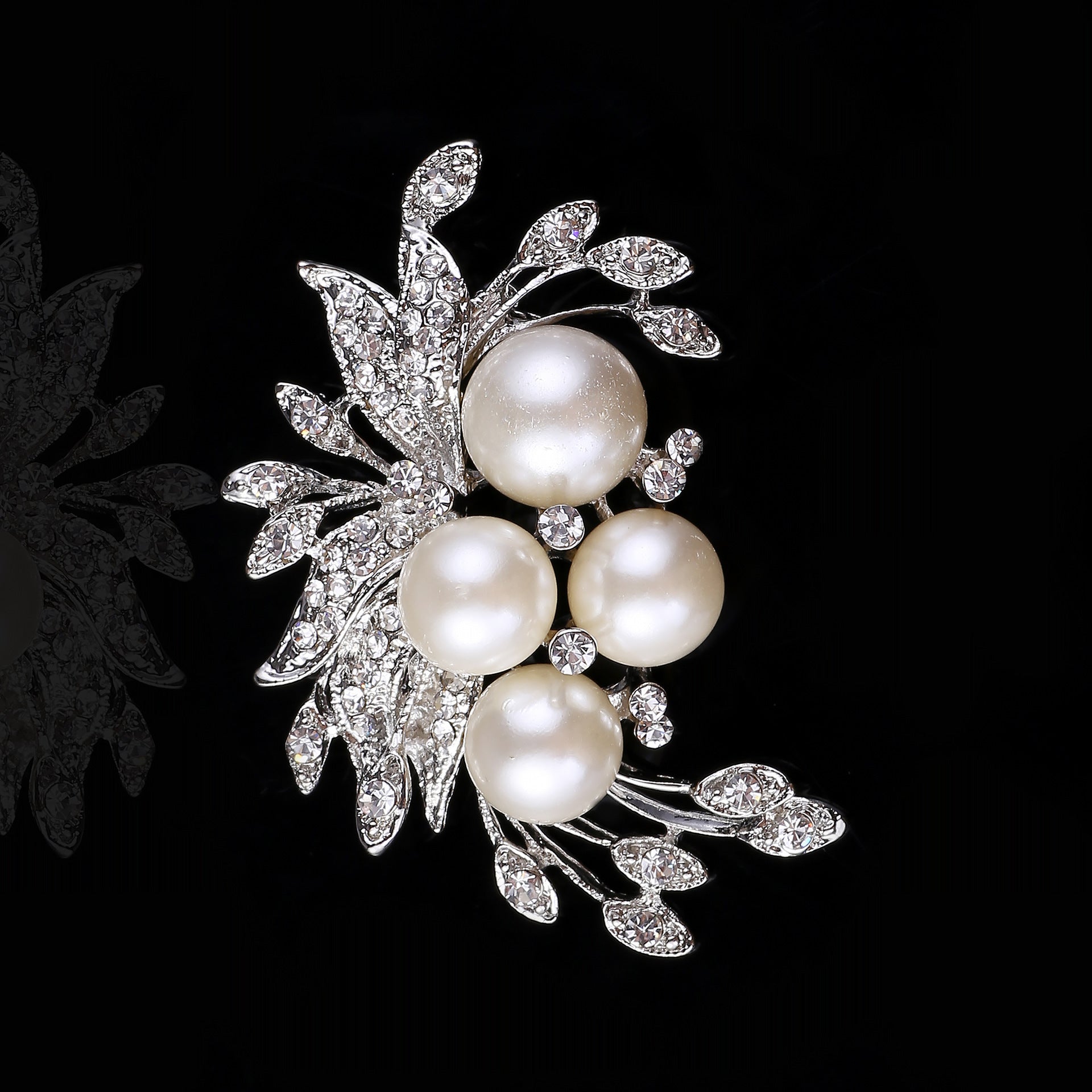 Unique Fashion Accessory Brooch - Image 4