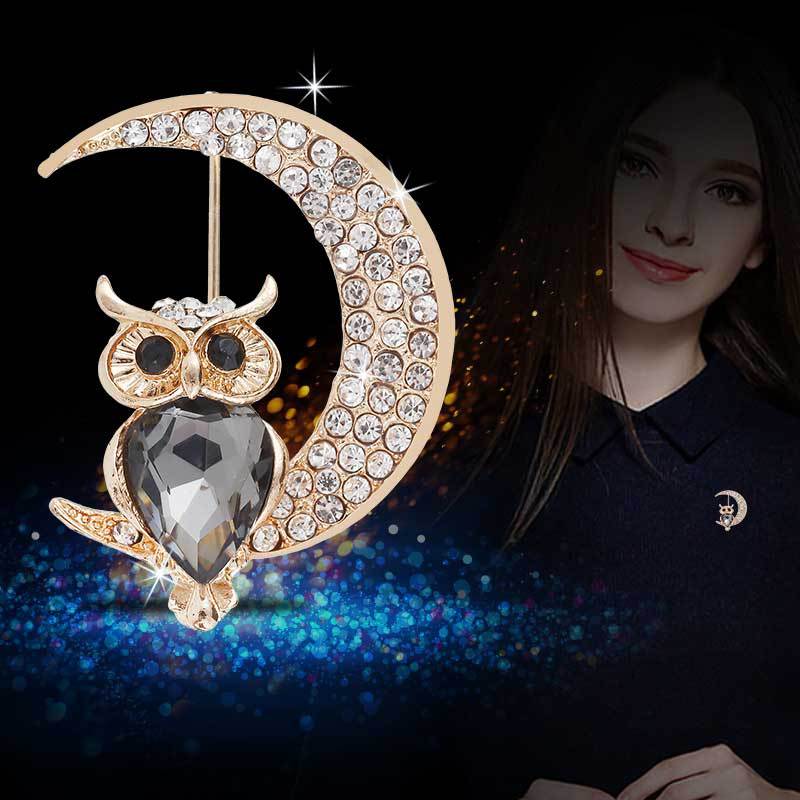 Owl Brooch on Fashion Outfit Image 4