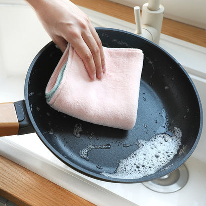 Coral velvet cleaning towel image 4