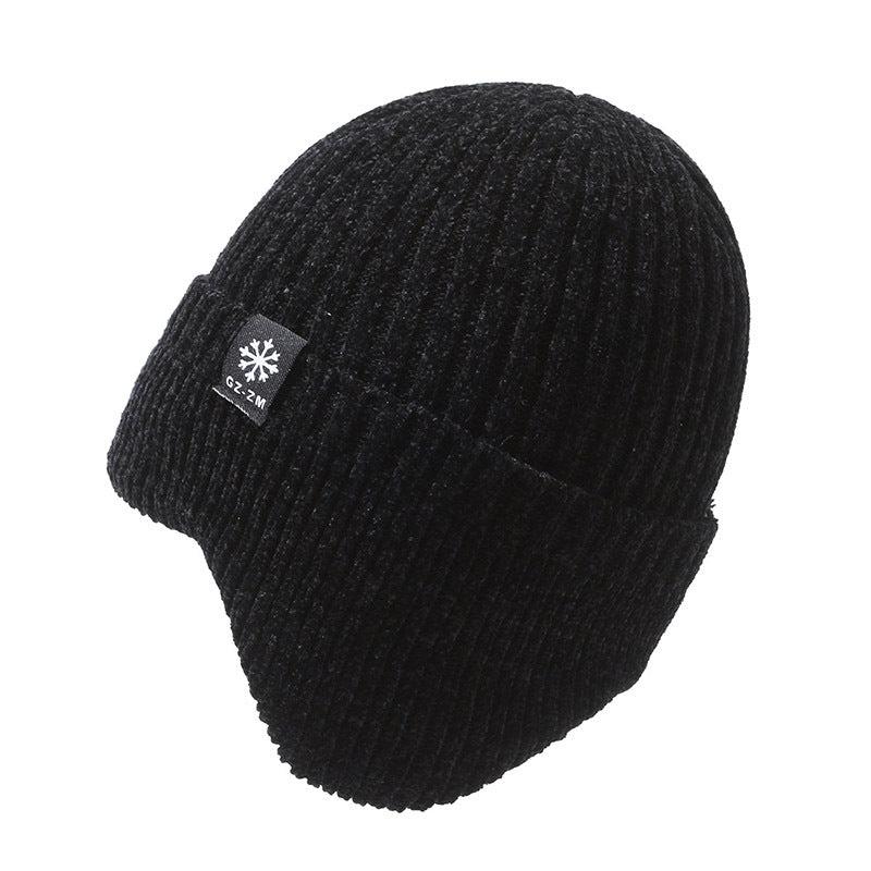 Men's winter knit hat in black color