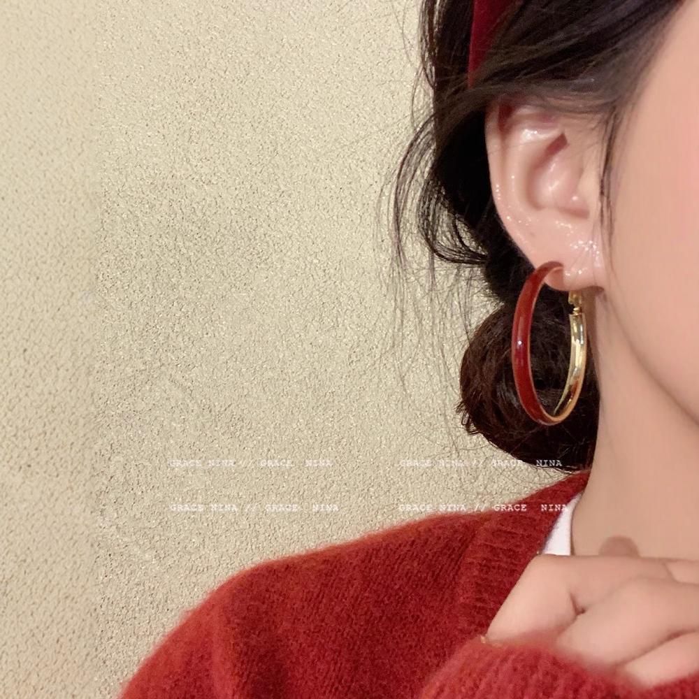 Unique design circle earrings for women