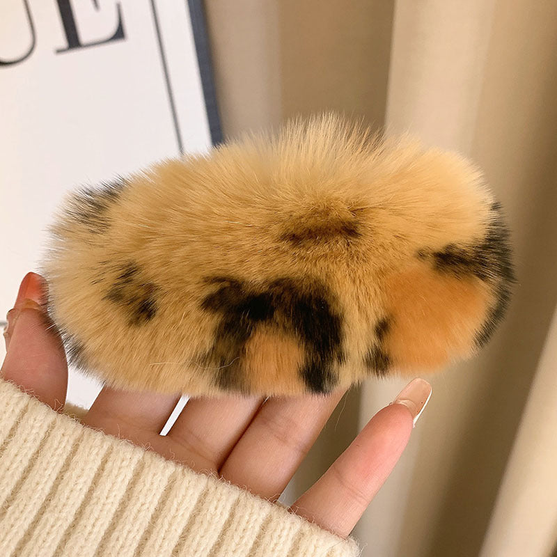 Luxurious rabbit fur hair claw clip in beige