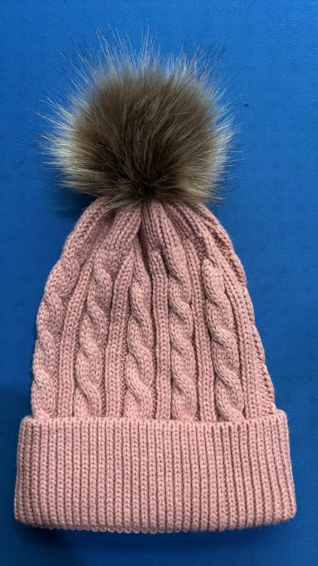 Knit beanie hat pink with pom pom