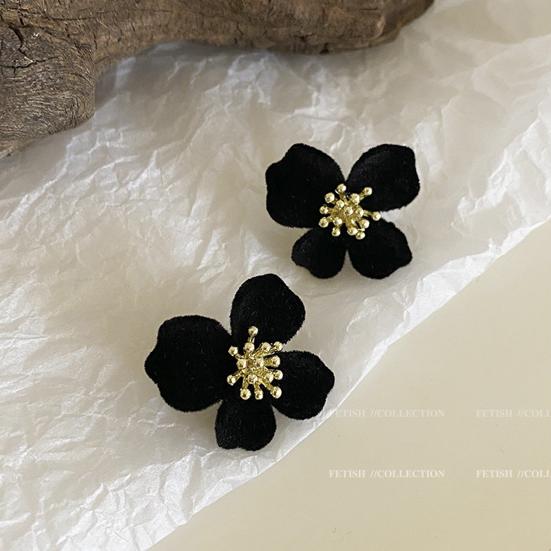 Lightweight Velvet Earrings for All Occasions