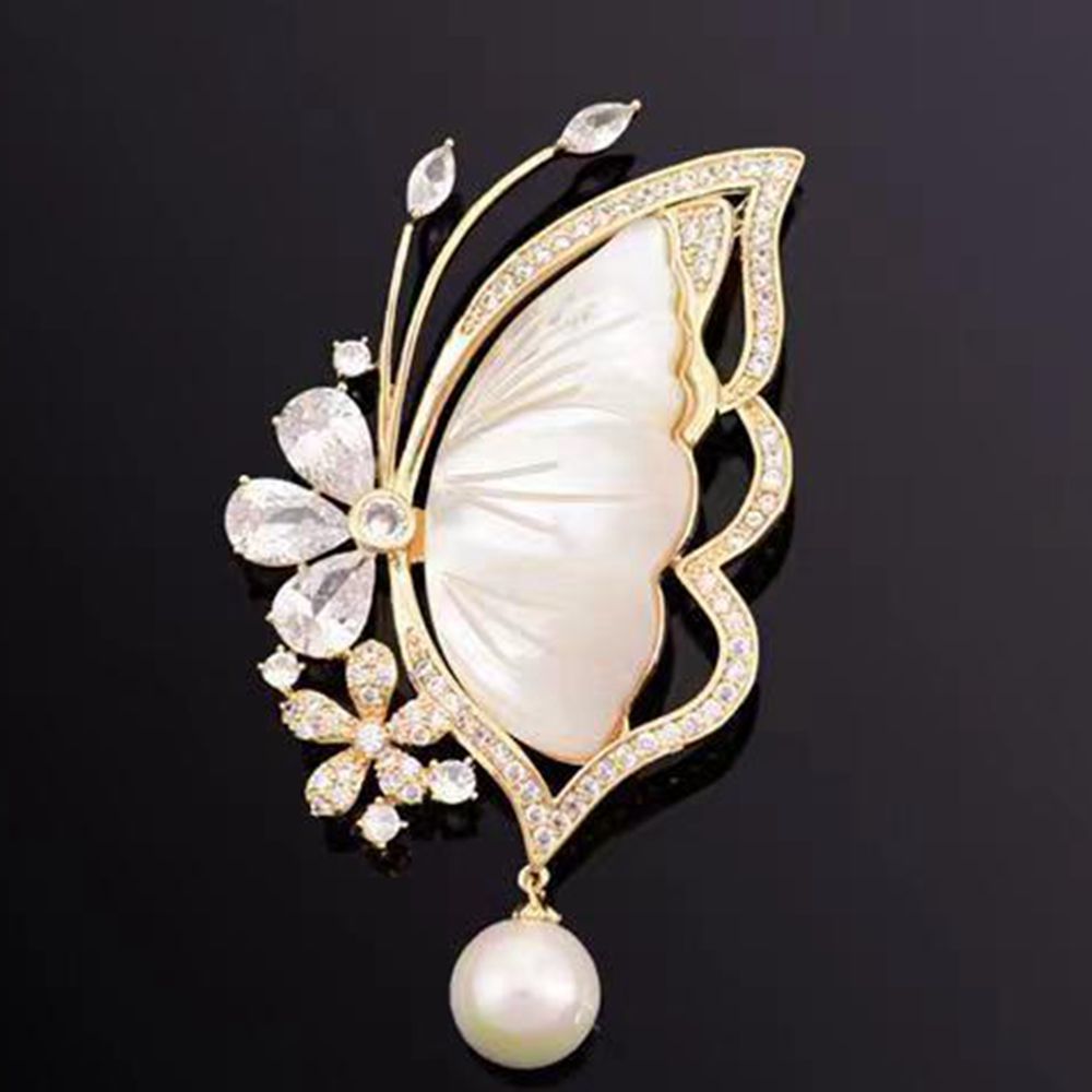 Versatile Women's Fashion Brooch Image 5