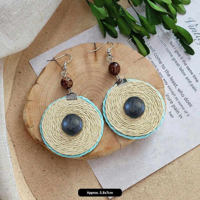 Versatile chic earrings for women