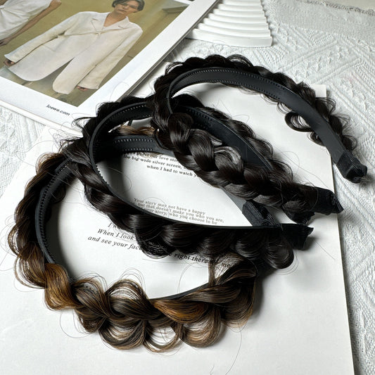 Versatile hairband for women with various styles