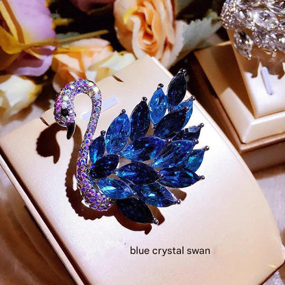 Elegant Alloy Rhinestone Pearl Swan Brooch Image 1