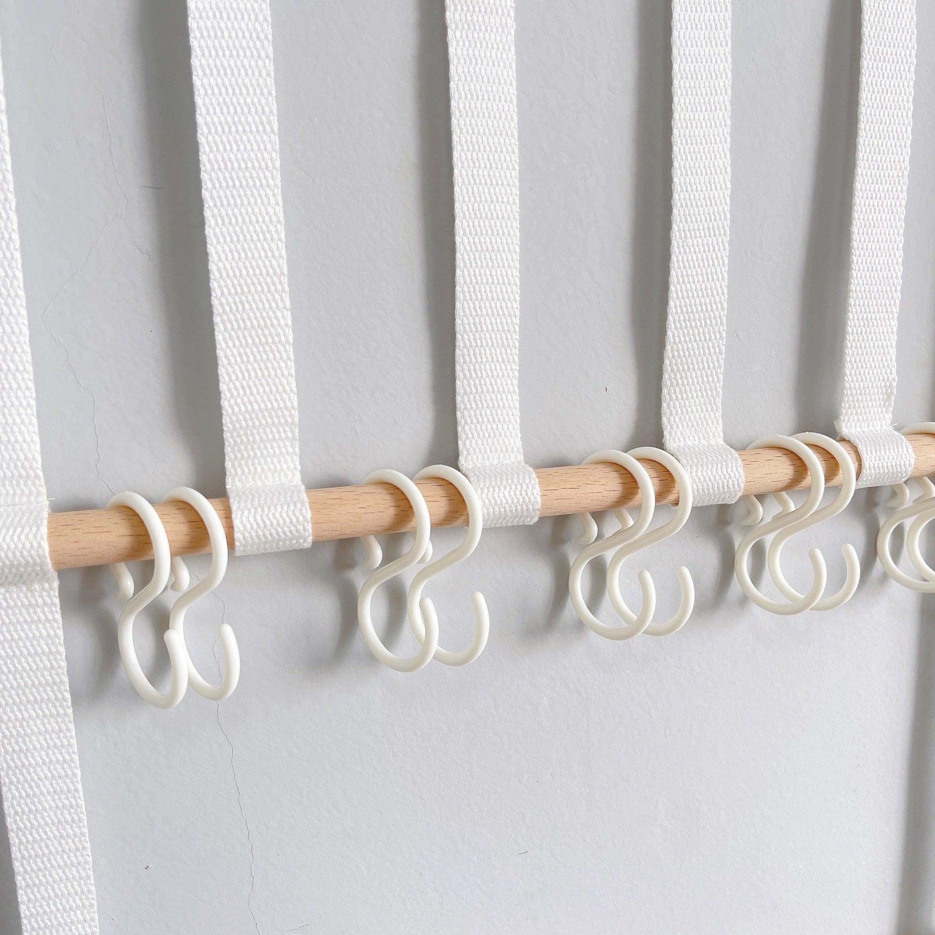 variety of hooks for clips image 6