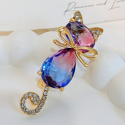 Fashionable cat brooch display image 10