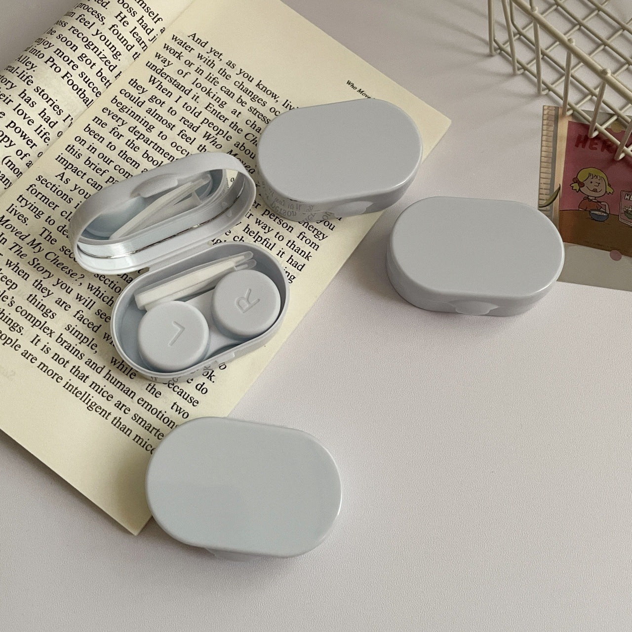 Colorful contact lens case in various designs