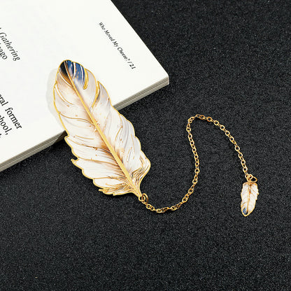 Bookmark with feather design image 7