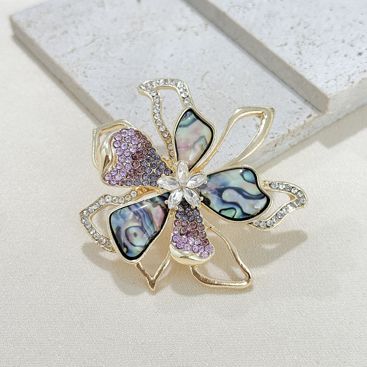 Stylish bowknot brooch displayed elegantly