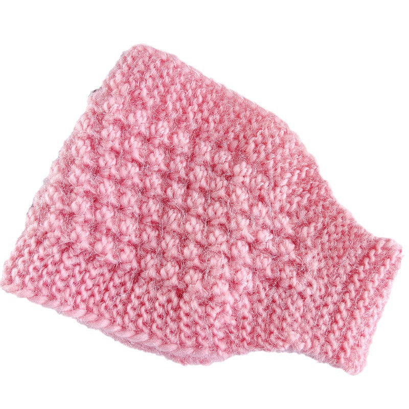 Stylish knitted ear warmer black