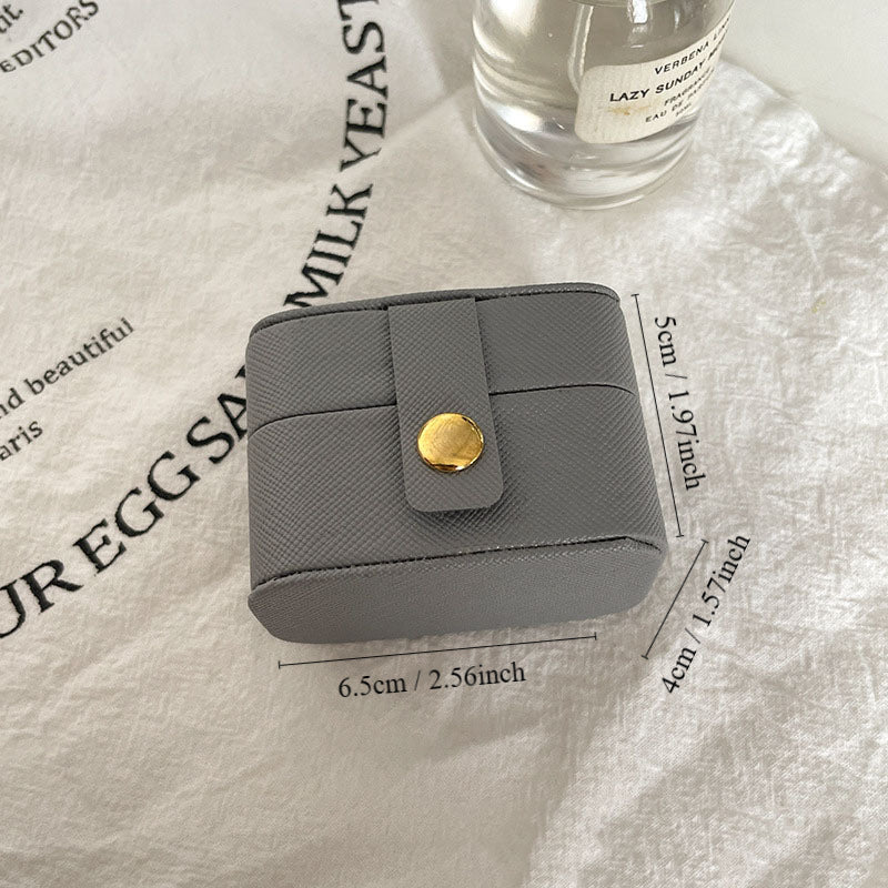 compact jewelry box