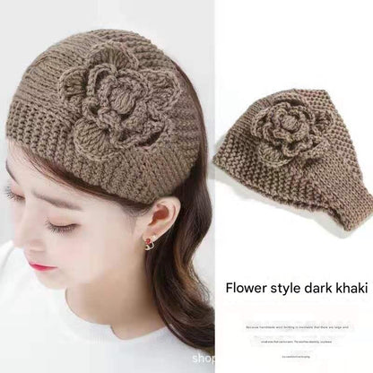 Cozy knitted floral headband - pink