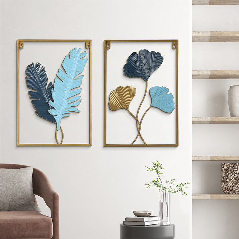 lightweight metal decor for easy mounting