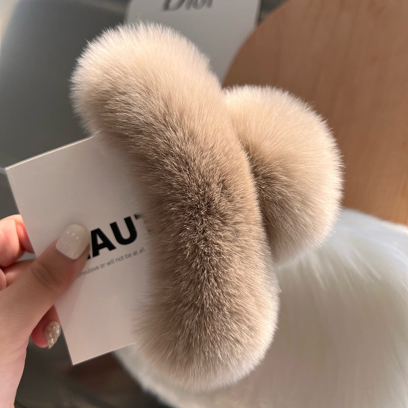 Luxurious rabbit fur hair claw clip in beige