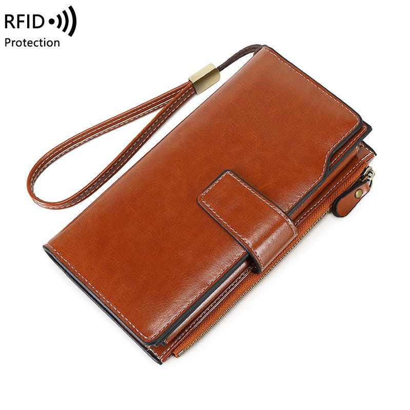 Fashionable wallet with spacious interior