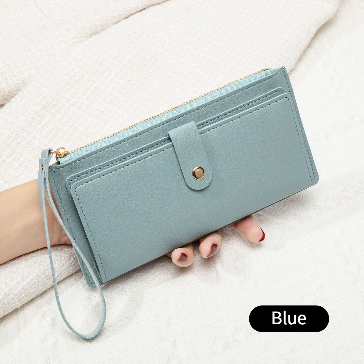 Zipper closure women's wallet with lightweight design