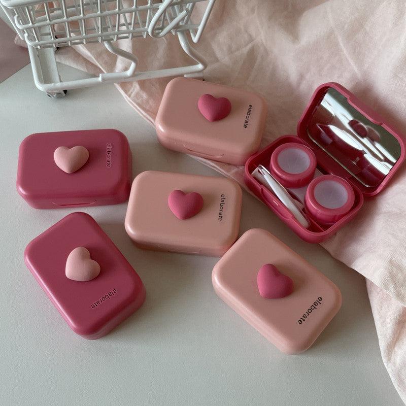 Durable plastic contact lens box for everyday use
