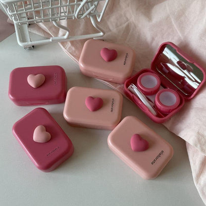 Durable plastic contact lens box for everyday use